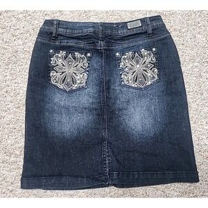 Earl Jean Women's Size 6 Denim Skirt Embellished Accents 19"